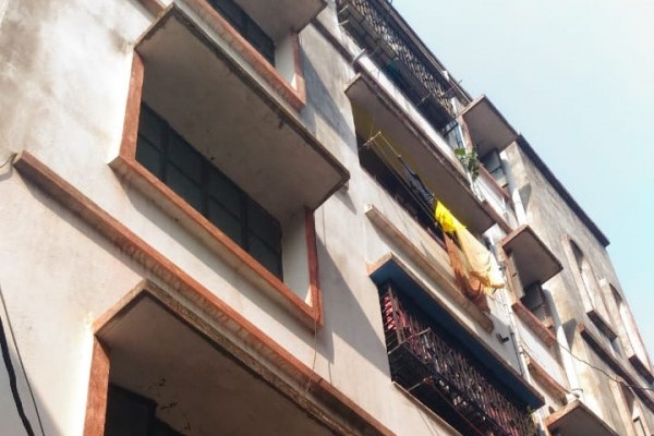 apartment in newtown for sale